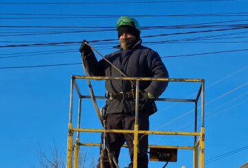 Графики отключения света в Ровенской области на 11 февраля