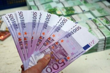 курс валют на 8 мая евро