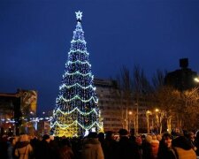 «Влада ДНР» відібрала у мешканців зарплати на честь Нового року