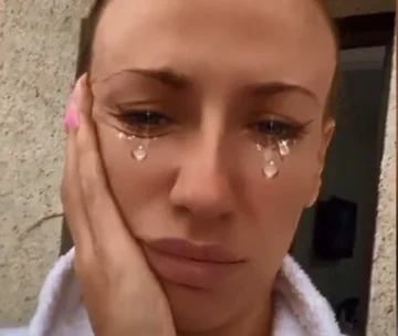 "Постійно реву": Леся Нікітюк поділилася наболілим і показала обличчя крупним планом після косметолога