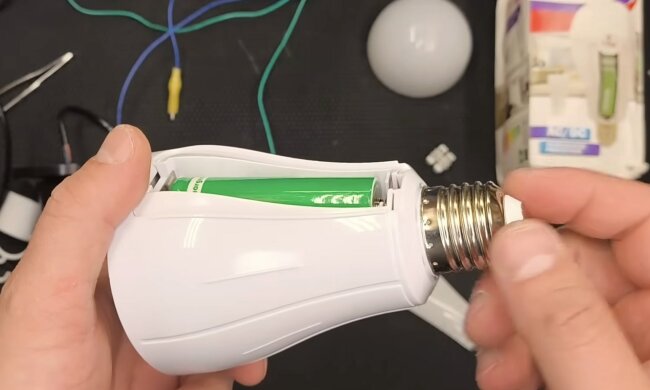 Графік відключення світла в Полтавській області на 19 грудня