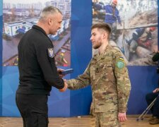 В Києві – понад 100 тис ветеранів, ще 100 тис киян зараз воюють на фронті, - Кличко під час вручення нагород військовим