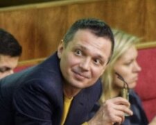 Максим Болдин
