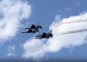 самолеты F-16