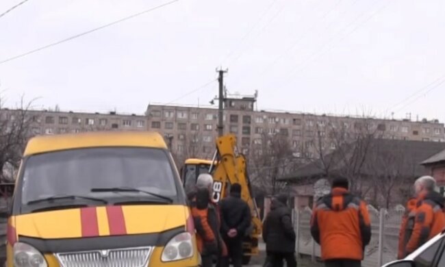 "Сказали, чтобы оплатили долг": пенсионеров под Киевом избил газовщик