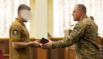 Герої "Омеги": вісім спецпризначенців отримали нагороди за мужність та стійкість – серед них і керівник підрозділу