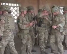 В Україну прибули елітні війська Великої Британії, відео: "Готуються до відбиття атаки..."