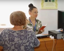 Грошова допомога для пенсіонерів у Запоріжжі