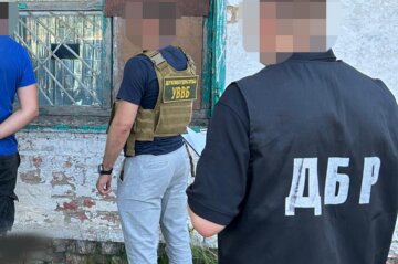 Українському правохоронцю загрожує до 10 років у в'язниці: вчинив злочин за гроші