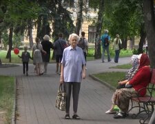 Грошова допомога одиноким пенсіонерам в Харкові