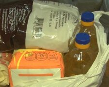 Безкоштовні продукти для ВПО та пенсіонерів у Харкові