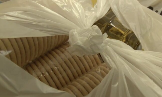 Гуманитарная помощь для пенсионеров в Сумах