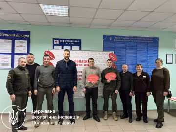 Більш ніж екологія: житомирські інспектори стали донорами крові, аби врятувати життя