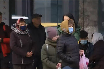Карантин в Украине ужесточается день за днем: сколько областей уже в "красной зоне"