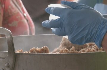 Бесплатные продукты для ВПЛ и пенсионеров в Николаевской области