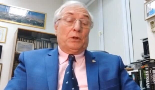 Академик назвал украинцам единственный способ пережить эпидемию: "Нужно обязательно..."