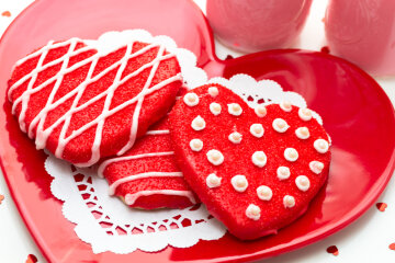 сделать шоколад и печенье на День святого Валентина
