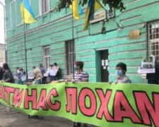 "Ми не лохи!": харків'яни збунтувалися і пригрозили Зеленському походом на Київ, фото