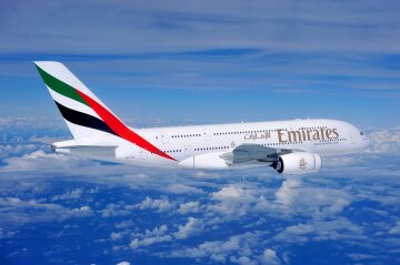 самолет Emirates