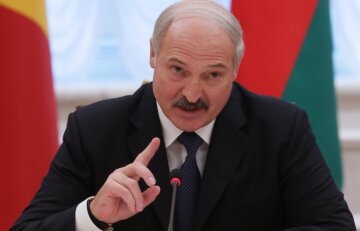 Лукашенко після підлості від РФ заявив про готовність до конфлікту: "ми зробили висновки"