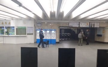 У Києві нова загроза: на вхід і вихід терміново перекрили сім станцій метро