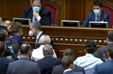 Порошенко пошел против мнения своей партии в Раде: кто еще в списке недовольных