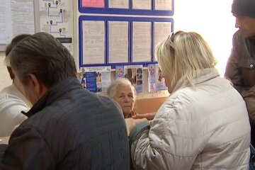 Многих украинцев могут оставить без пенсий: кто и за что лишится выплат