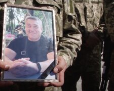 На Дніпропетровщині провели в останню путь українського Героя: "Лише кілька днів тому дізналися..."