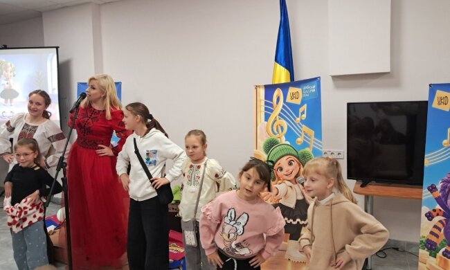 "Зеленая Шапочка собирает друзей": в Киеве презентовали уникальный арттерапевтический проект для детей