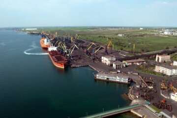 порт южный одесса