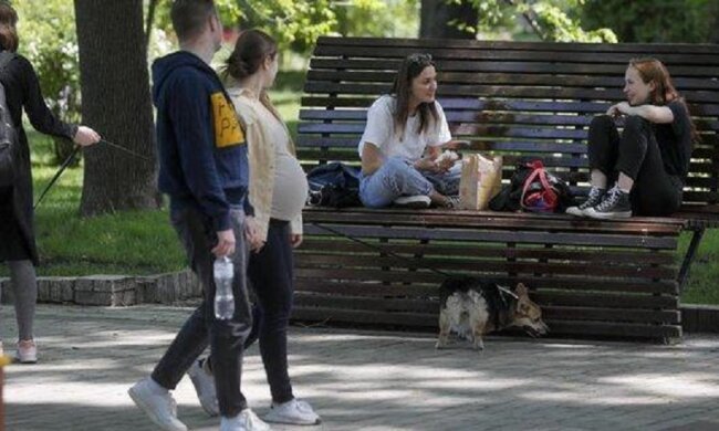 Карантин в Україні послаблять з 1 липня, з'явився повний список правил: що потрібно знати