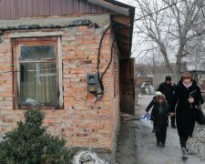 "Додому повертати небезпечно": поліція забрала п'ятьох дітей із неблагополучних сімей на Житомирщині