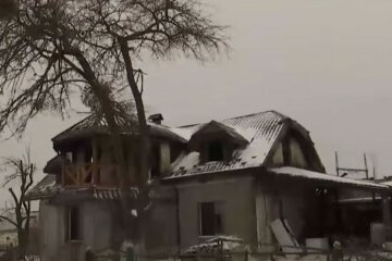 "Побудували на місці кладовища": життя чоловіка і дружини обірвалися в будинку на Львівщині, кадри трагедії