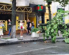 НП в центрі Києва: місто застигло в заторах, кадри подій