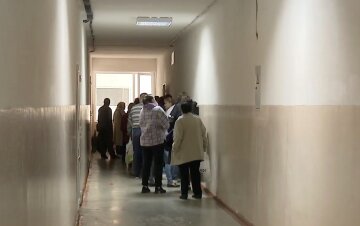 Гуманитарная помощь пенсионерам в Запорожье