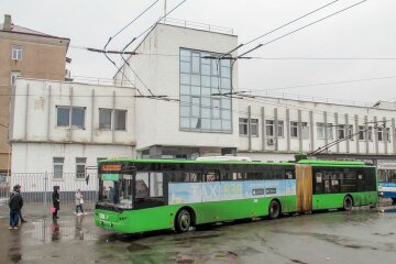 троллейбус