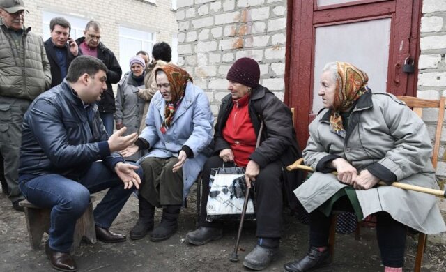 Александр Савченко рассказал про раздутые зарплаты чиновников, дефицит бюджета и нищий украинский народ