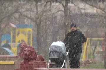 "Перший сніг і паруюче море": в Одесу прийшла справжня зима