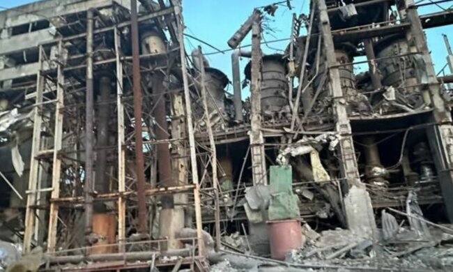 Нова серія ударів по житлових будинках: є жертви та постраждалі, трагічні подробиці та кадри