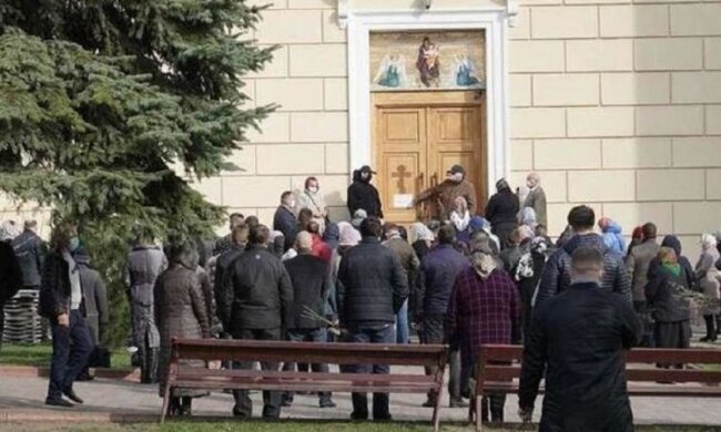 Одеситів попередили, як пройде Великдень у червоній зоні: онлайн-богослужіння і не тільки