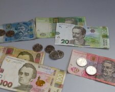 Грошова допомога для пенсіонерів в Харківській області