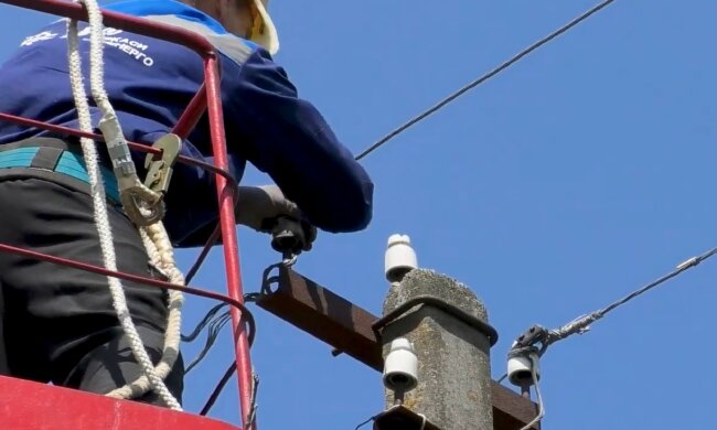 графіки відключення світла у Полтавській області на 4 червня