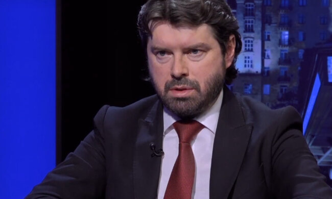 "А що робити пенсіонеру?": Новак розкритикував владу за драконівські штрафи під час карантину