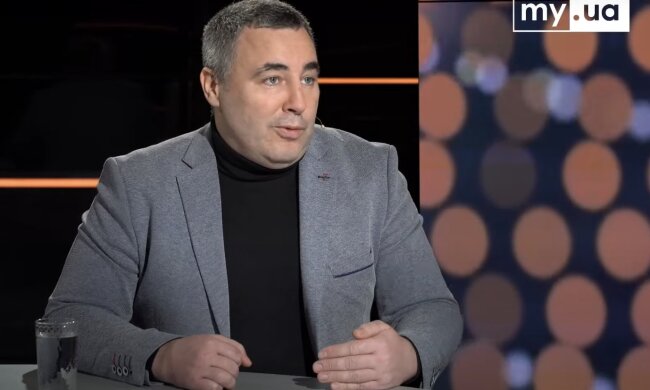 Роман Головин