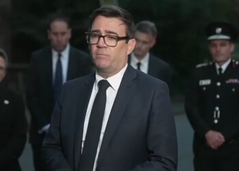 «Приходить по кістках своїх попередників»: експерт розповів про нового прем'єра Британії