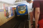 ЧП в метро Киева, движение поездов остановлено: первые подробности