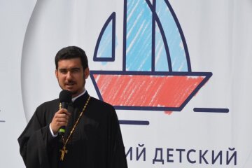 Священник УПЦ расскажет об опыте основания детского хосписа в новом выпуске «Вера в большом городе»