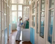 "Якщо навіть захворіли": українцям порадили уникати лікарень під час карантину, в чому причина