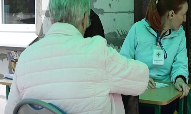 Гуманітарна допомога для пенсіонерів у Харківській області