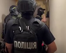 "Немає слів, до чого дійшли!": гуманітарку для ЗСУ розікрали у Києві